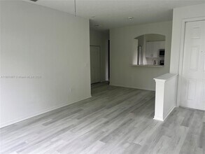 946 NE 42nd Terrace in Homestead, FL - Building Photo - Building Photo
