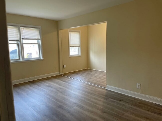 910 E Patapsco Ave in Baltimore, MD - Building Photo - Building Photo