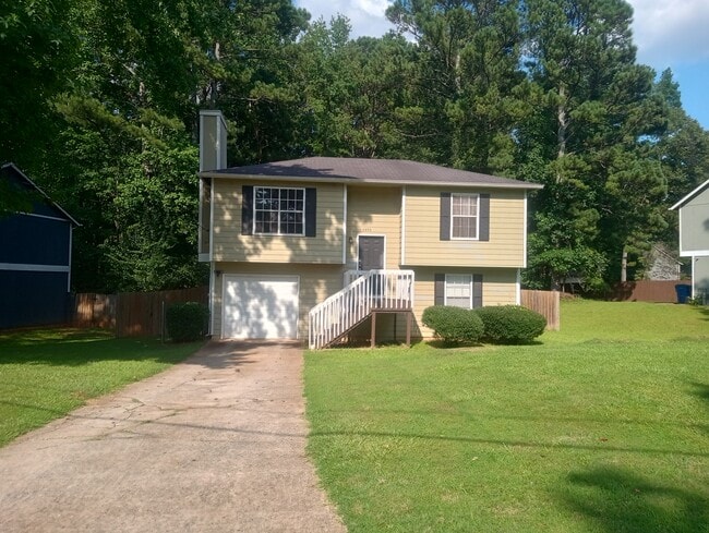 property at 5395 Forest Downs Cir