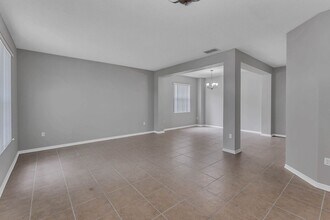 9957 Shadow Creek Dr in Orlando, FL - Building Photo - Building Photo