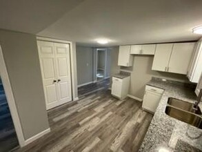 802 Old Ocean Ave in Sweeny, TX - Building Photo - Building Photo