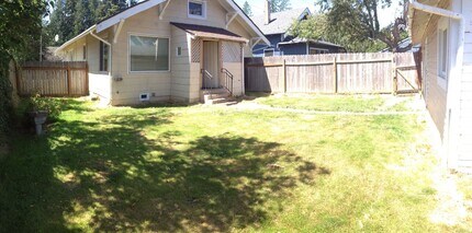 3004 Meridian St in Bellingham, WA - Building Photo - Building Photo