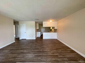 3226 Santa Rosa Dr in Gulf Breeze, FL - Building Photo - Building Photo