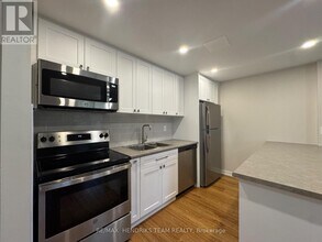 97 Rockwood Ave in St Catharines, ON - Building Photo - Building Photo