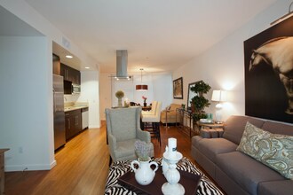 4547 Eagle Rock Blvd in Los Angeles, CA - Building Photo - Building Photo