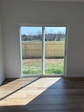 1048 Amherst Cir in Rogersville, MO - Building Photo - Building Photo