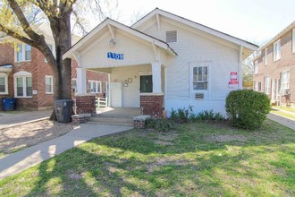 Parkside Apartments in Dallas, TX - Building Photo - Building Photo