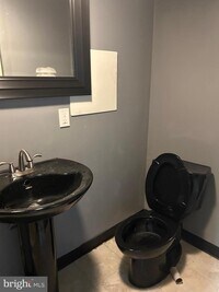 6816 Conley St photo'