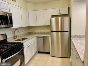 4733 Bradley Blvd in Chevy Chase, MD - Building Photo - Building Photo