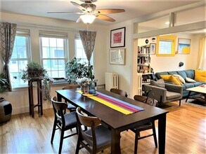 25 Pinedale Rd in Boston, MA - Building Photo - Building Photo