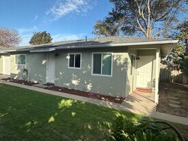 820 W Cypress St in Santa Maria, CA - Building Photo