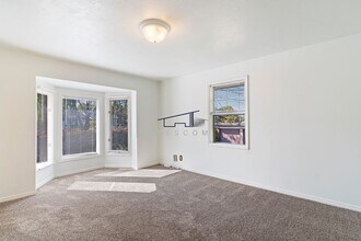 3369 Quincy Ave in Ogden, UT - Building Photo - Building Photo