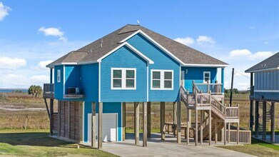 23194 Camino St in Galveston, TX - Building Photo - Building Photo