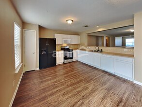 4818 Bentonite Blvd in Baytown, TX - Building Photo - Building Photo