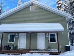 1578 Madeline St in North Pole, AK - Building Photo - Building Photo