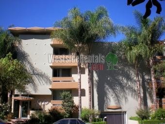 321 S Willaman Dr in Los Angeles, CA - Building Photo - Building Photo