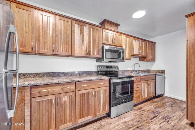 1640 York Wy in Sparks, NV - Building Photo - Building Photo