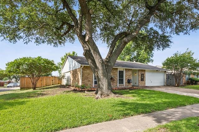4218 Crestwood Dr in Garland, TX - Building Photo - Building Photo