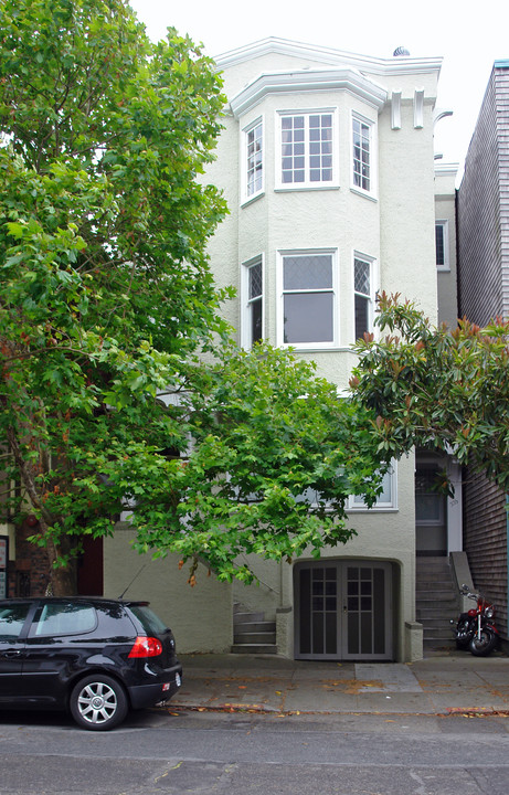 331-335 Hugo St in San Francisco, CA - Building Photo