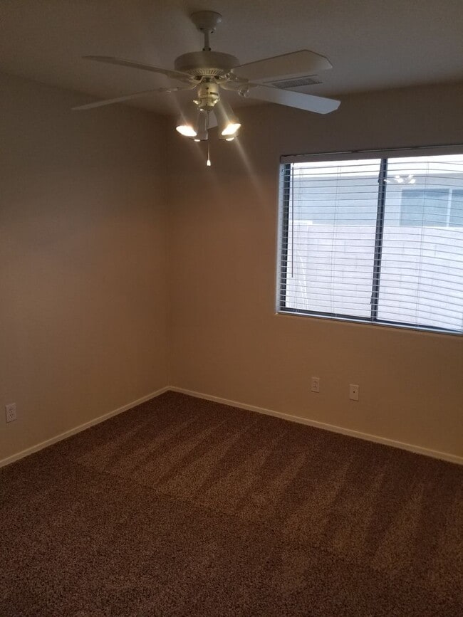 17511 W Ocotillo Ave in Goodyear, AZ - Building Photo - Building Photo