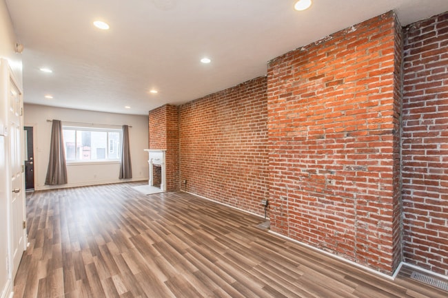 property at 132 S 20th St