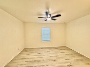 6401 Skyline Dr in Houston, TX - Building Photo - Building Photo