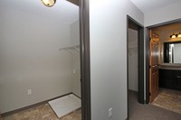 Deer Ridge Townhomes in Alexandria, MN - Building Photo - Interior Photo