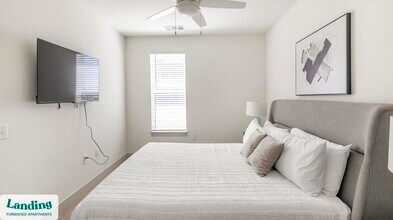 2500 9th Ave SW, Unit 113 in Huntsville, AL - Building Photo - Building Photo