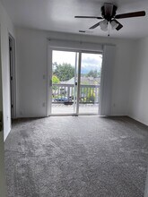 1545 Fircrest Ct SE in Salem, OR - Foto de edificio - Building Photo