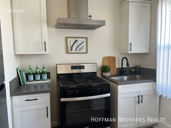 property at 2908 San Pedro St