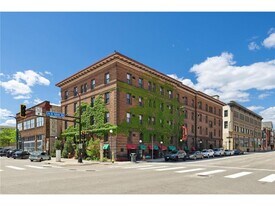 11 S 12th St in Minneapolis, MN - Building Photo