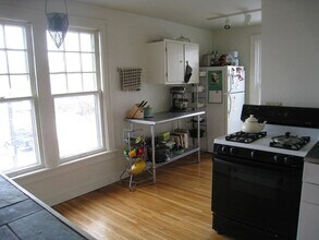 2677 Hibbert Ave in Columbus, OH - Building Photo - Building Photo