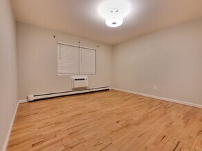 20A Lakeview Ave in Leonia, NJ - Building Photo - Building Photo
