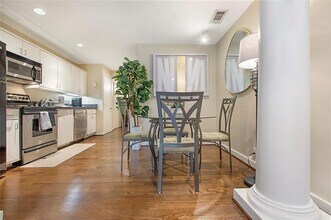 4241 Buena Vista St in Dallas, TX - Building Photo - Building Photo