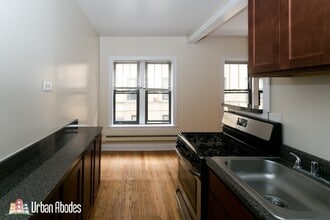 2844 N Orchard St, Unit A09C in Chicago, IL - Building Photo - Building Photo