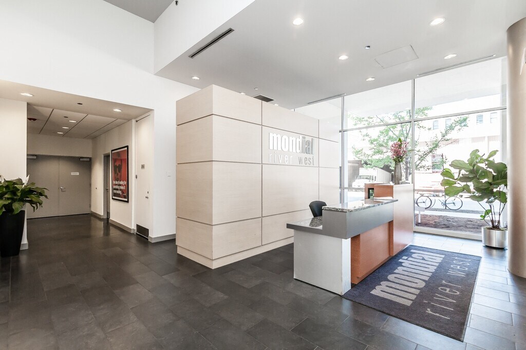 Mondial River West Apartments in Chicago, IL