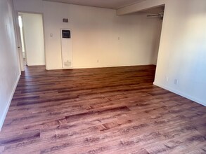 11118 Newville Ave in Downey, CA - Building Photo - Building Photo