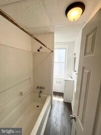 2531 Emerald St photo'