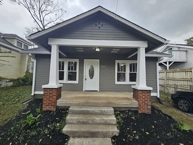 1213 Meridian St in Nashville, TN - Building Photo