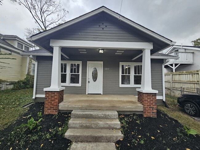 property at 1213 Meridian St