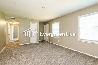 4302 Vincent St in Greensboro, NC - Building Photo - Building Photo