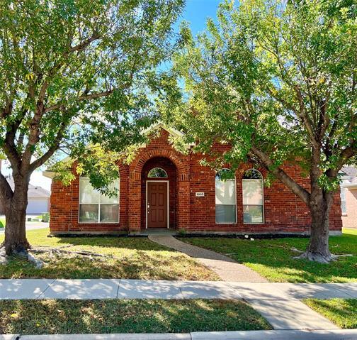 5533 Green Hollow Ln in The Colony, TX - Foto de edificio