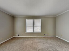 308 Rebecca Ct in Stockbridge, GA - Foto de edificio - Building Photo