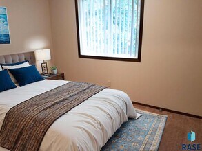 4623 S Baha Ave in Sioux Falls, SD - Building Photo - Building Photo