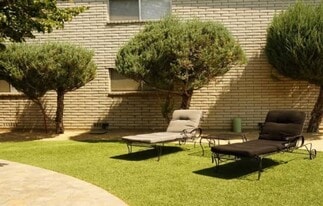 Sierra Madre Apartments in Carson City, NV - Building Photo