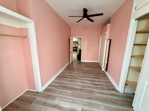 87 1/2 Laidlaw Ave in Jersey City, NJ - Building Photo - Building Photo