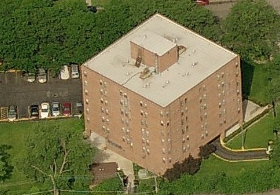 Good Shepherd Tower in Chicago, IL - Foto de edificio - Building Photo