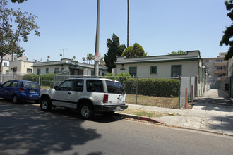 1544 N Serrano Ave in Los Angeles, CA - Building Photo - Building Photo