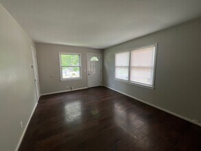 2909 Clifton Ave in Nashville, TN - Building Photo - Building Photo