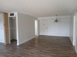 1300 St Charles Pl in Pembroke Pines, FL - Building Photo - Building Photo